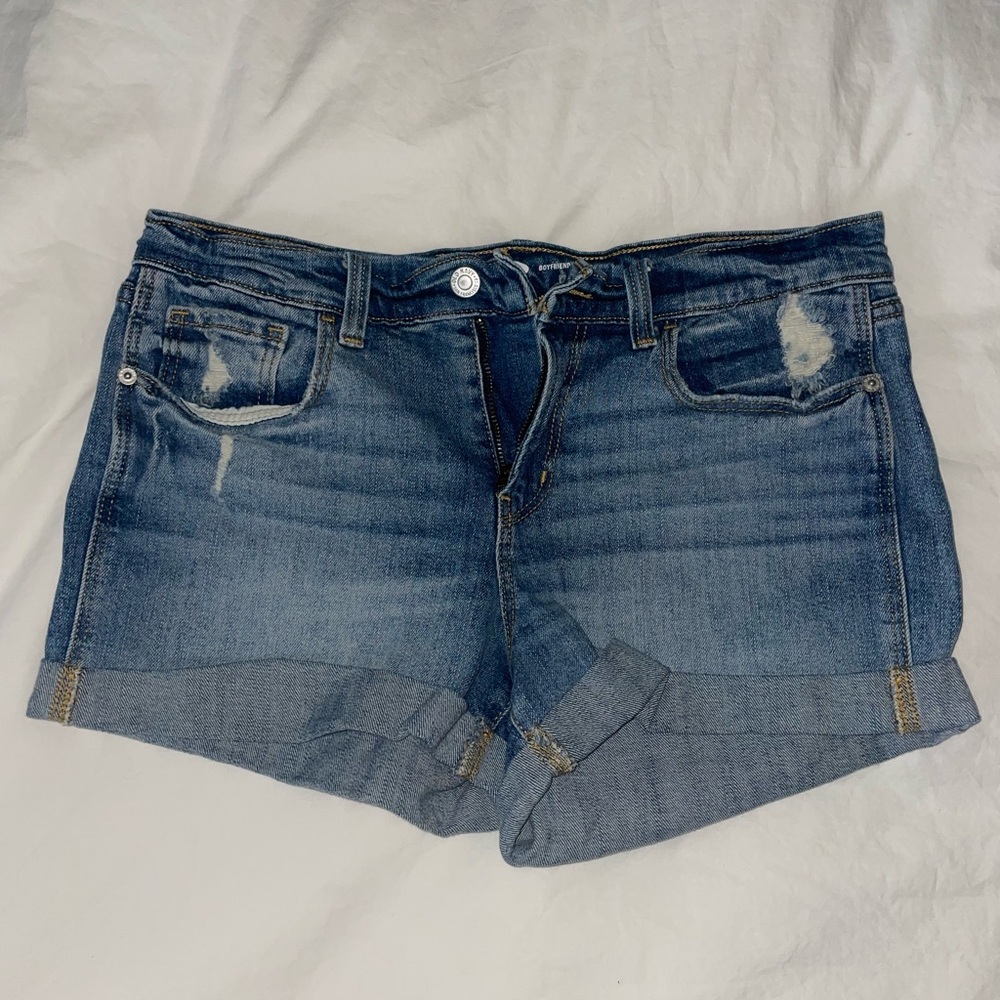 Old Navy Distressed Boyfriend Jean Shorts